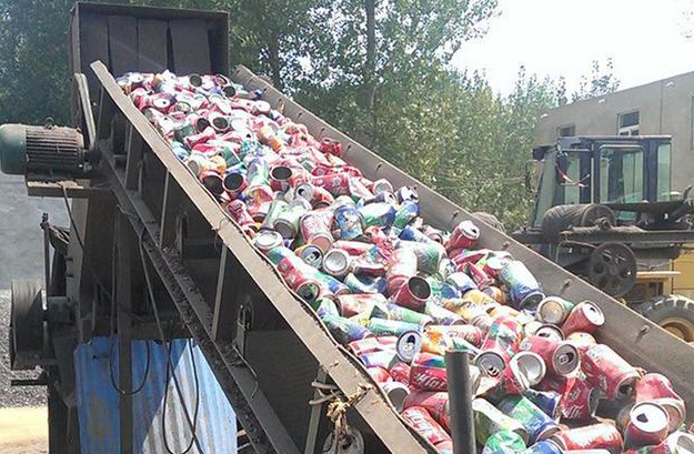 新型炭化爐將易拉罐脫漆流程全自動(dòng)化，提高生產(chǎn)效率，降低人力成本，河南西德機(jī)械設(shè)備